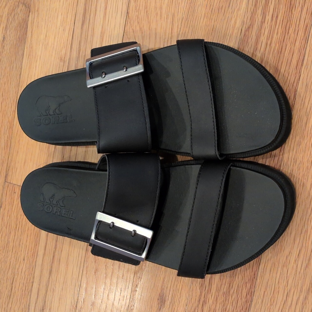 Sorel Roaming Buckle Black Slide Sandals with Silver Buckle W8